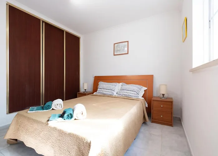 בית חווה Quinta De Santa Teresa *